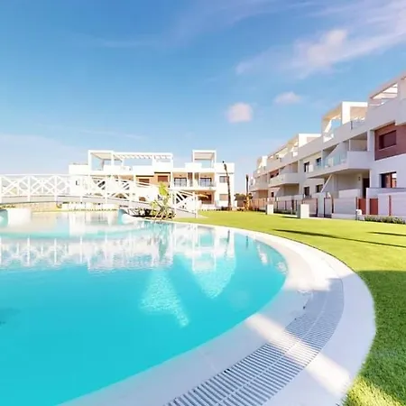 Laguna Beach Resort * Torrevieja